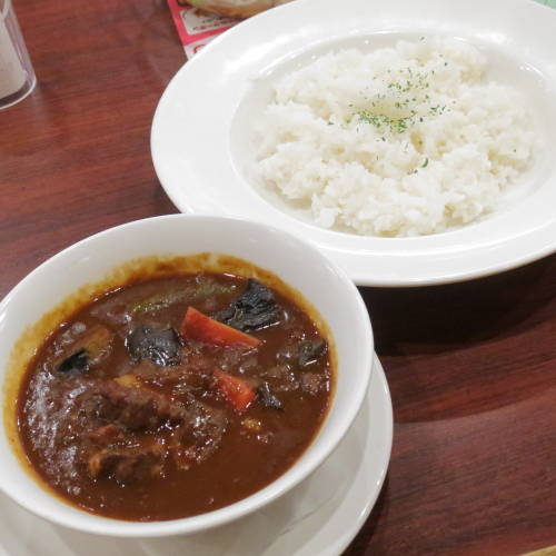 ごろごろ野菜のポークカレー