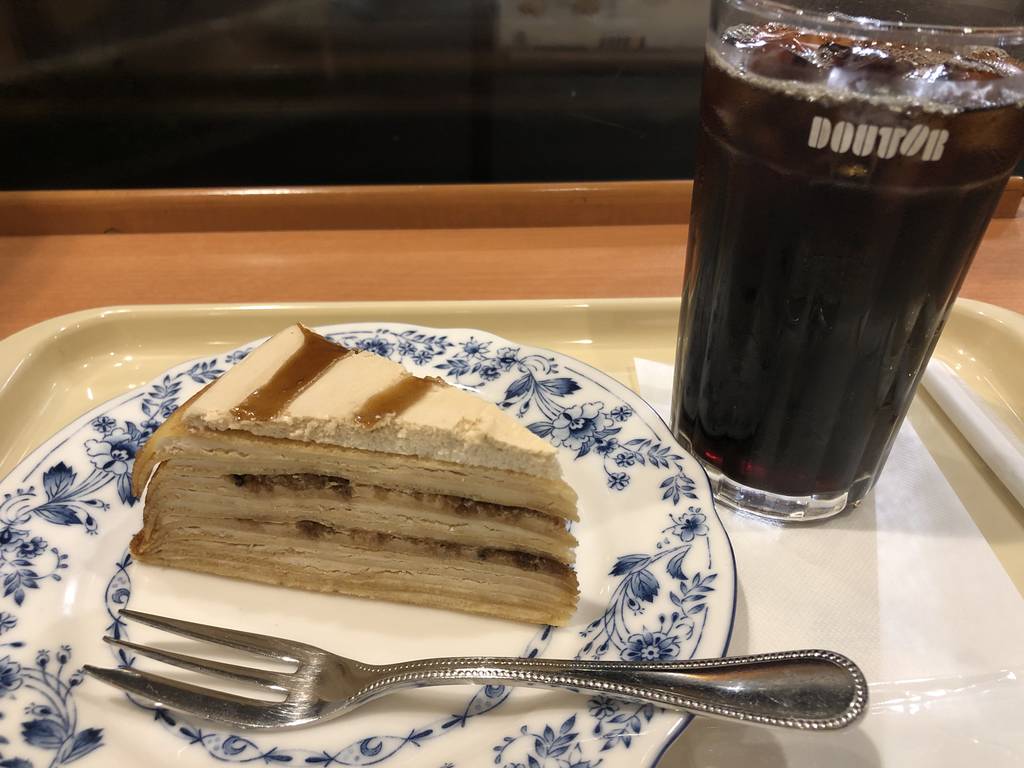 黒糖ミルクレープ