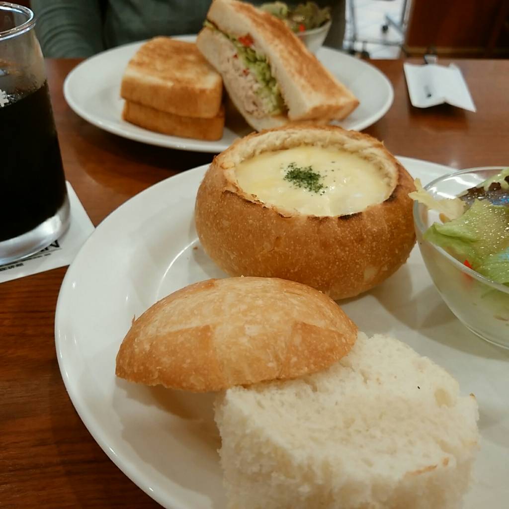 炭火アイスコーヒー＆グラタンパン