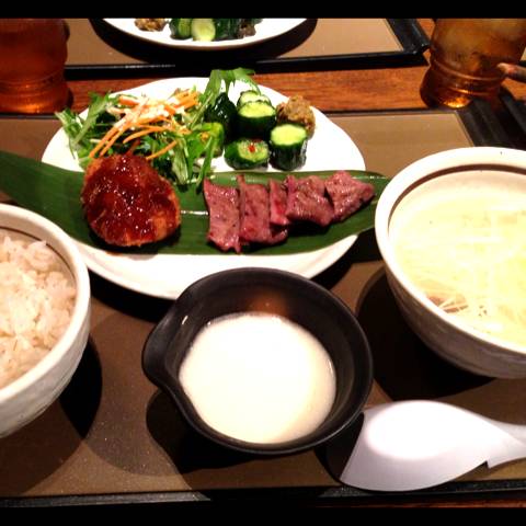 牛たん＆牛たんコロッケ定食