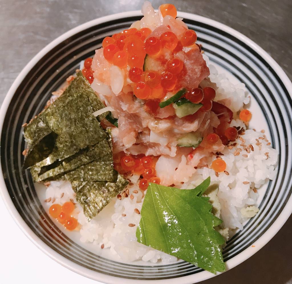 ぜいたく丼 梅