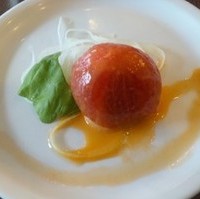 トマトのファルシーサラダ