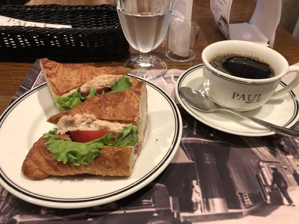 クロワッサン・トン