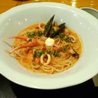 地中海風　カニと海老のトマトクリームスープ