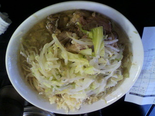 ラーメン豚入り