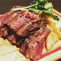 牛ハラミ肉のグリル