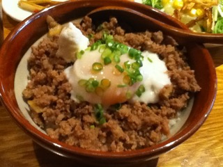 ホエー豚のそぼろ丼