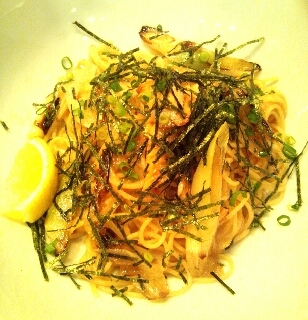 ネギとサーモンのすぱげてぃ