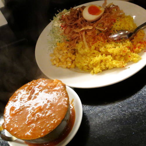 赤い鶏カレー