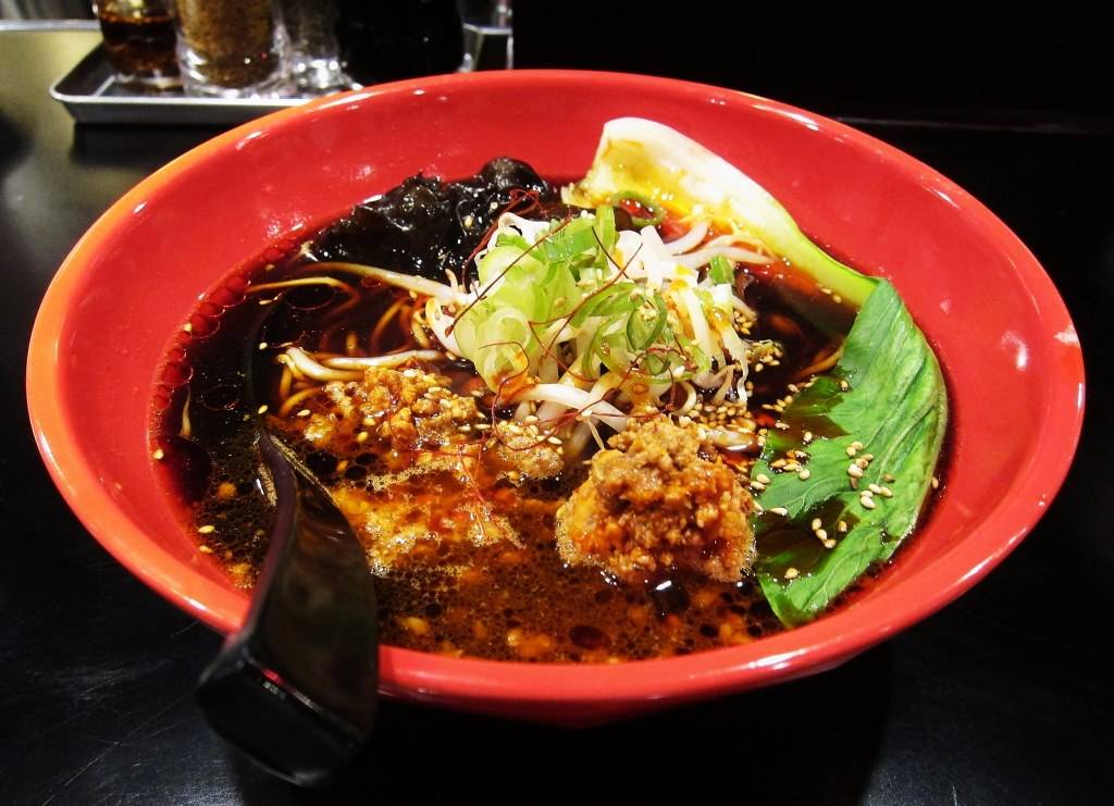 四川麻婆ブラックらーめん