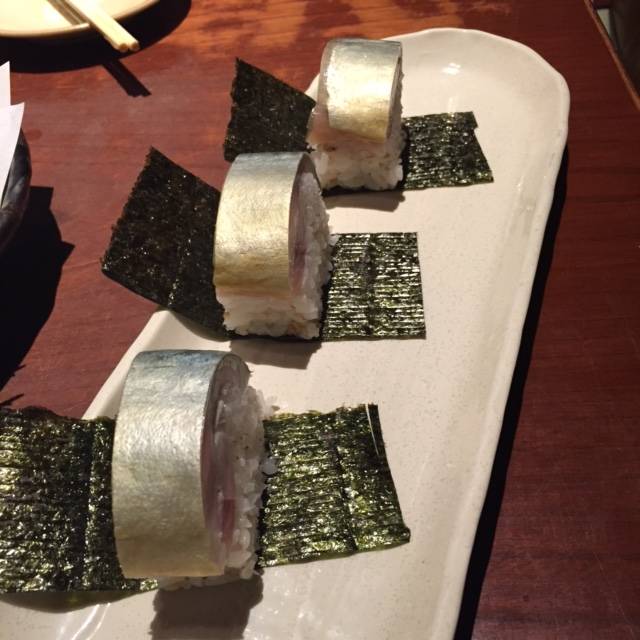 自家製　〆サバのバッテラ鮨 