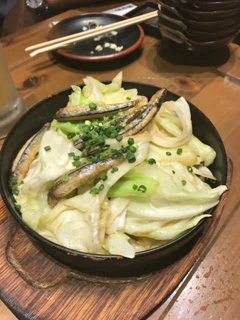 キビナゴとキャベツの鉄板焼