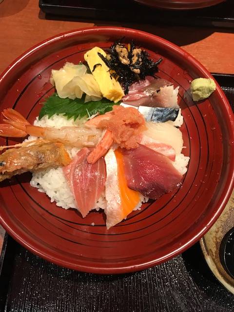 海鮮丼