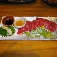 霜降り桜肉のお刺身